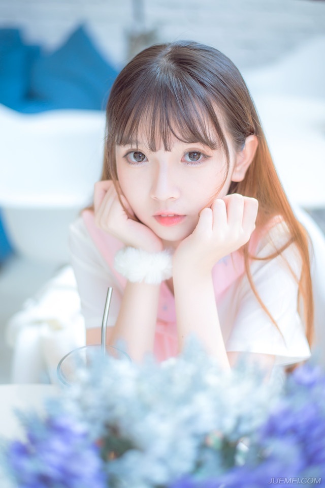 “这位将军，小人只是个斥候，军中部队是分开驻守的，这几天那诸葛先生每天都会往这边增兵，具体有多少，小人真不知道。”斥候苦涩道。